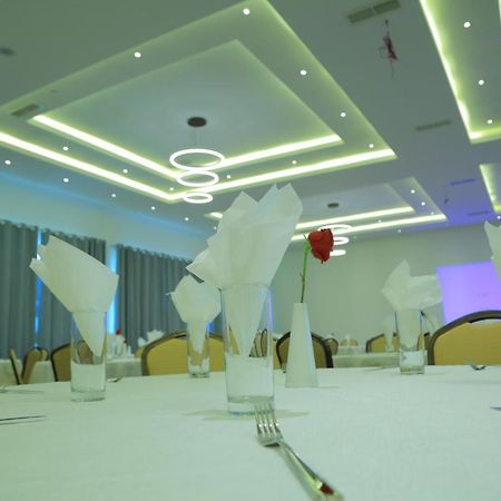 Check Inn Hotel แอดดิสอาบาบา ภายนอก รูปภาพ