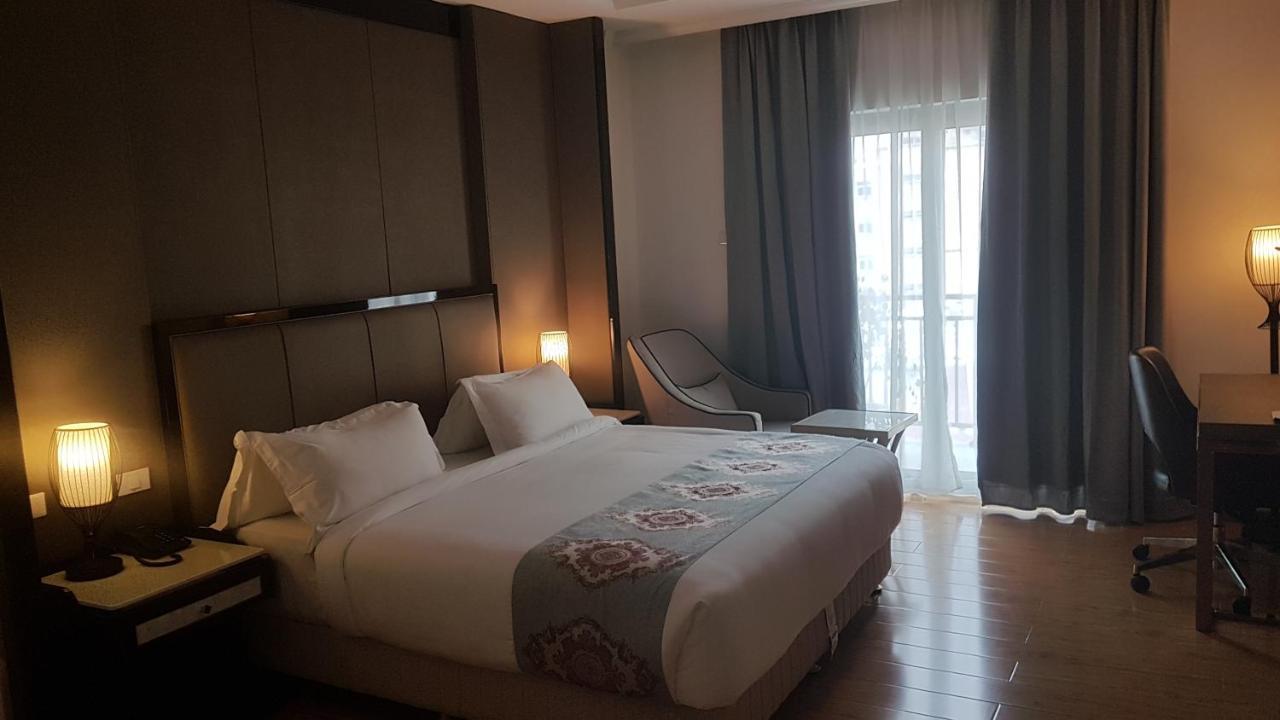 Check Inn Hotel แอดดิสอาบาบา ภายนอก รูปภาพ